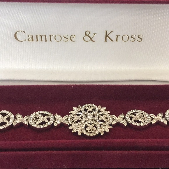 Jackie Kennedy’s replica necklace and bracelet - Picture 5 of 8